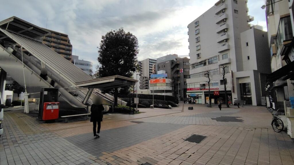 第15回 ”鶴の恩返し” が相模大野駅南口で開催です。03