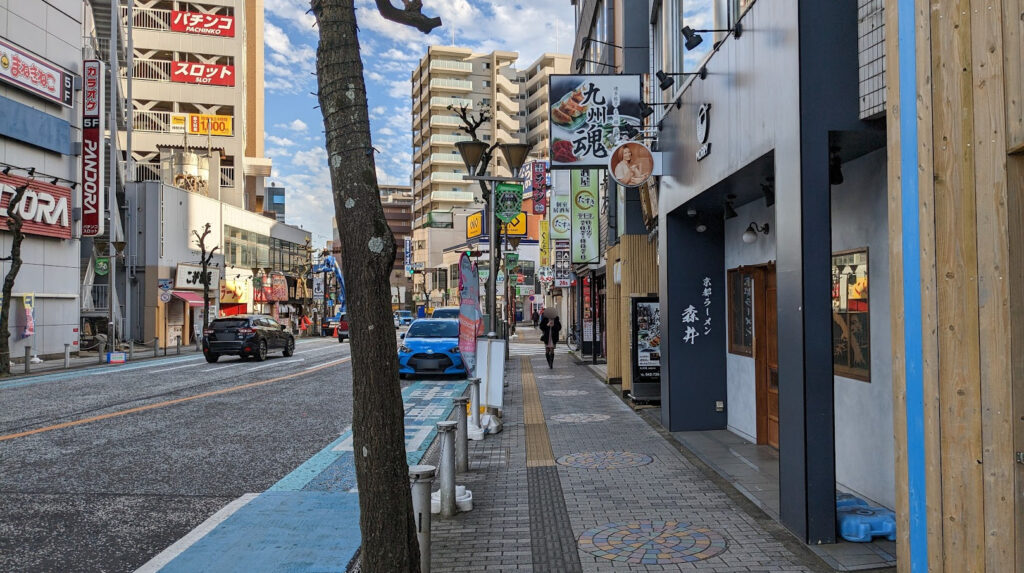 京都ラーメンの「森井」相模原店さん、閉店されていました。01