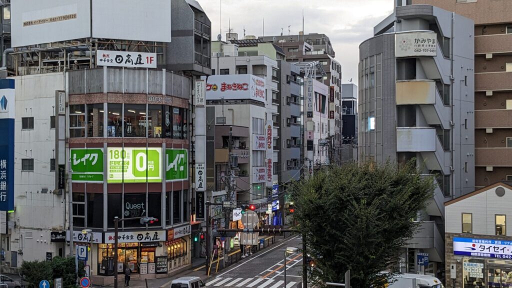 カラオケ「まねきねこ」相模原駅前店さんがOPENしていました。01