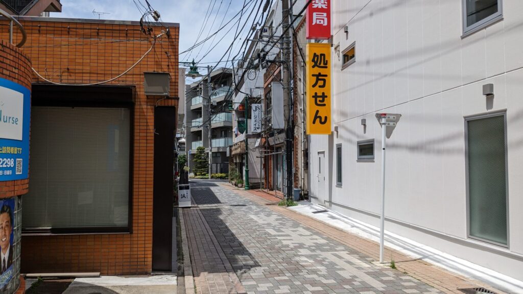オダサガに「サハラ」さんというアジア料理のお店ができるみたい。02