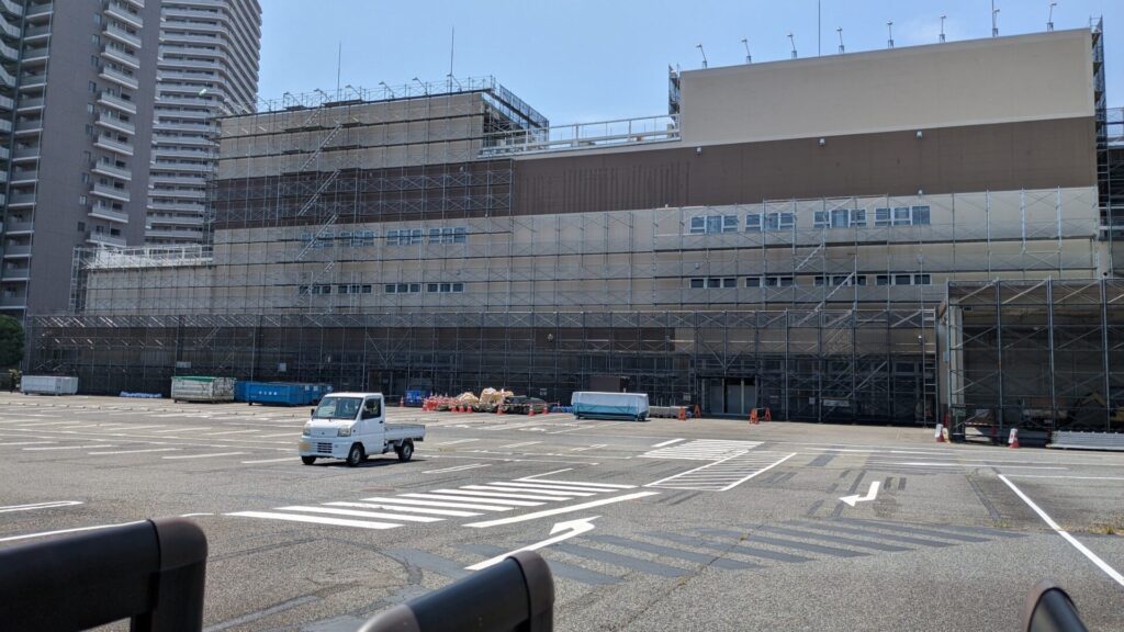 西橋本の「コーナン」跡地に ”西橋本LVプロジェクト” の看板が出ていました。05