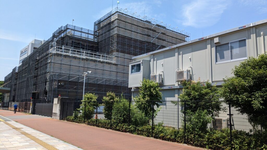 西橋本の「コーナン」跡地に ”西橋本LVプロジェクト” の看板が出ていました。06