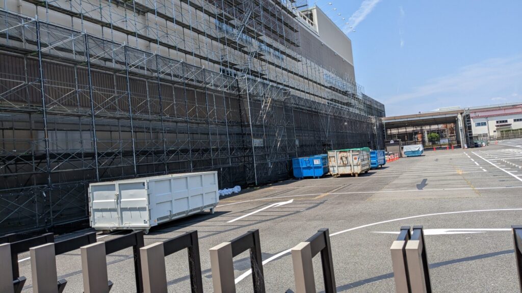 西橋本の「コーナン」跡地に ”西橋本LVプロジェクト” の看板が出ていました。07