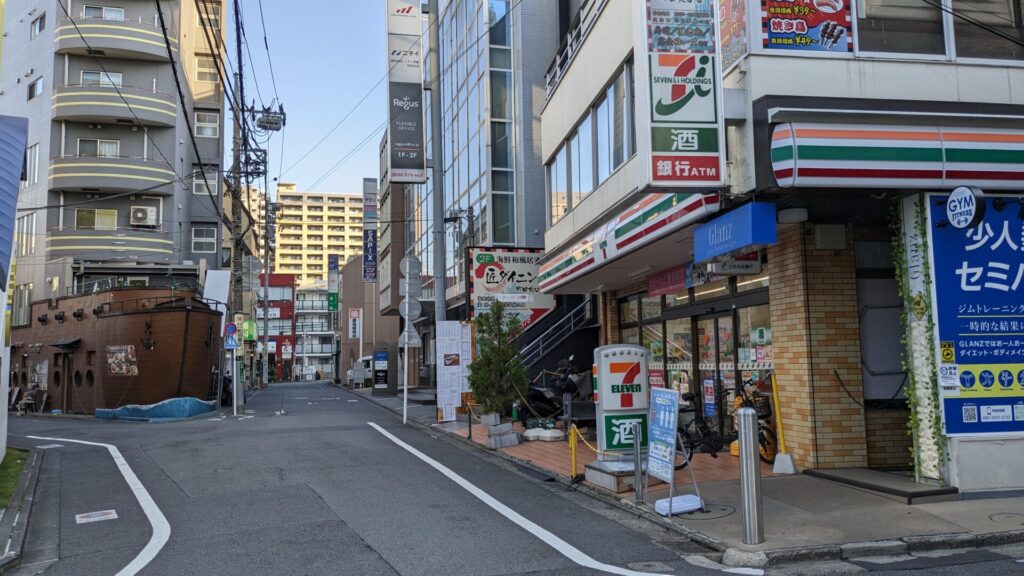 小田急町田駅付近の「セブンイレブン」さんの開店・閉店情報。04