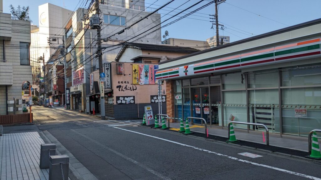 小田急町田駅付近の「セブンイレブン」さんの開店・閉店情報。01