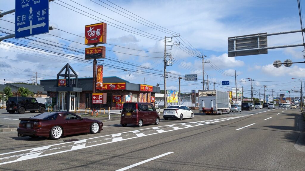"村富線”沿いに、ラーメン「魁力屋」さんがOPENするようです。01