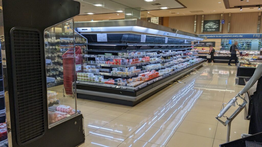 「ライフ」相模大野駅前店が改装のため、一時閉店します。05