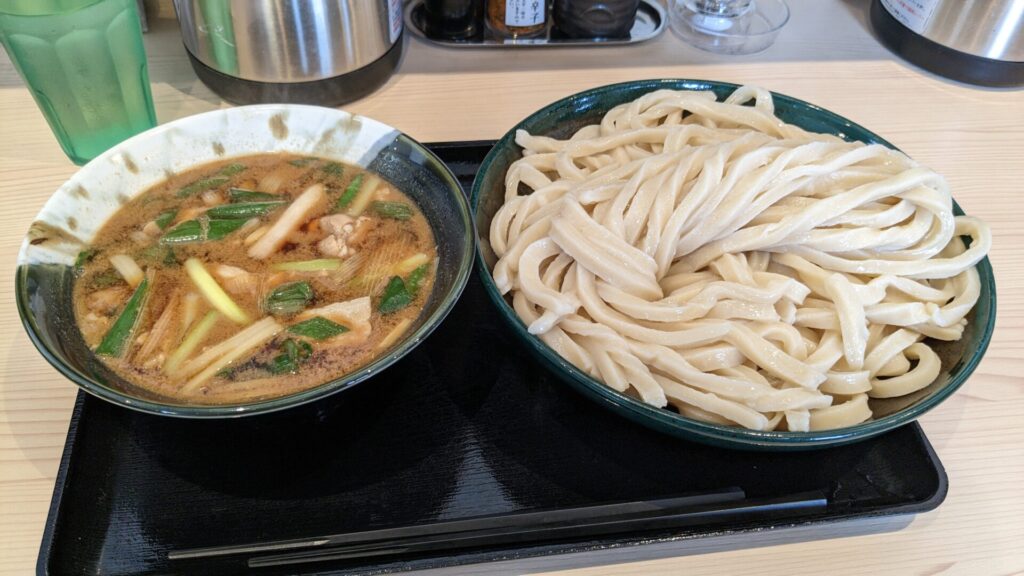 「南哲」さんの肉汁うどん特大1kgを食べてきました。09