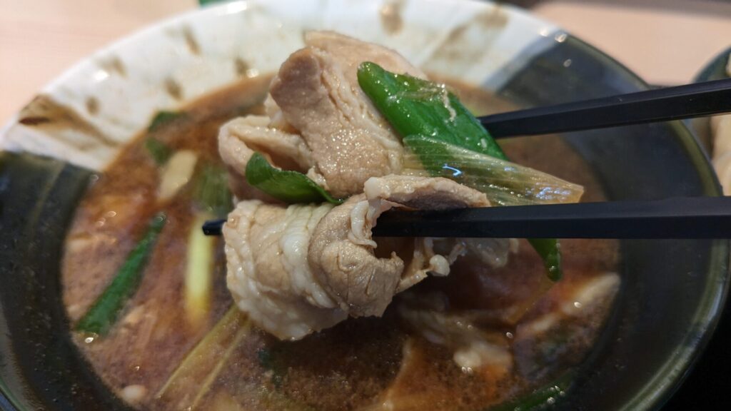 「南哲」さんの肉汁うどん特大1kgを食べてきました。12