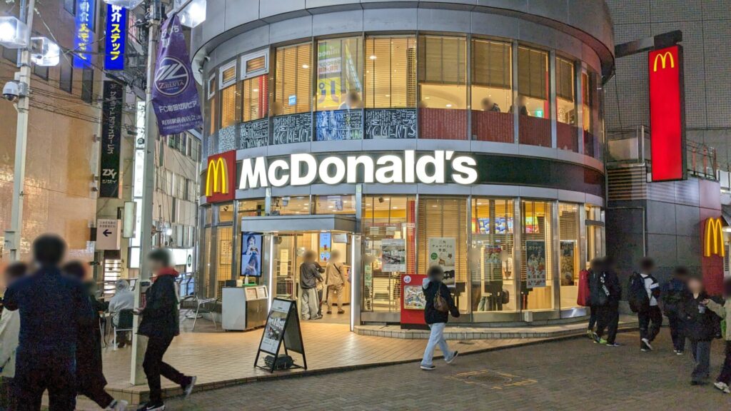 「マクドナルド」町田駅前店さんがリニューアルに伴い休業中。01