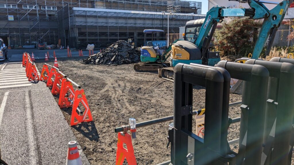 西橋本で建設が進むショッピングモールの名称は「COTOE」になるようです。03