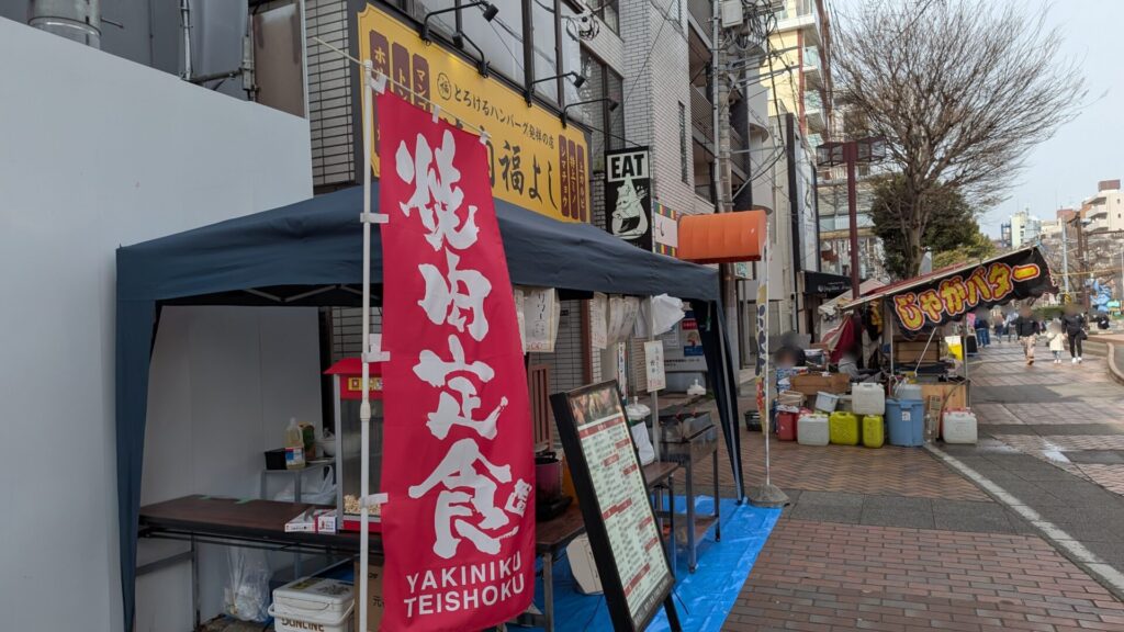 西門エリアで ”夜桜祭り” が開催されていました。04