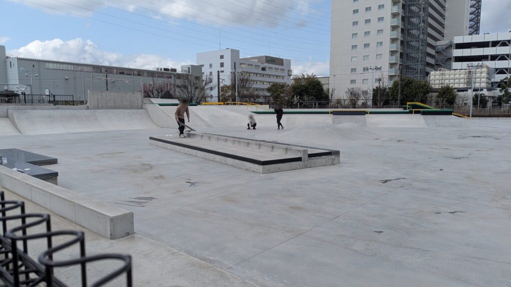 橋本お山公園内の「ニュースポーツ広場」がリニューアルOPENです。03