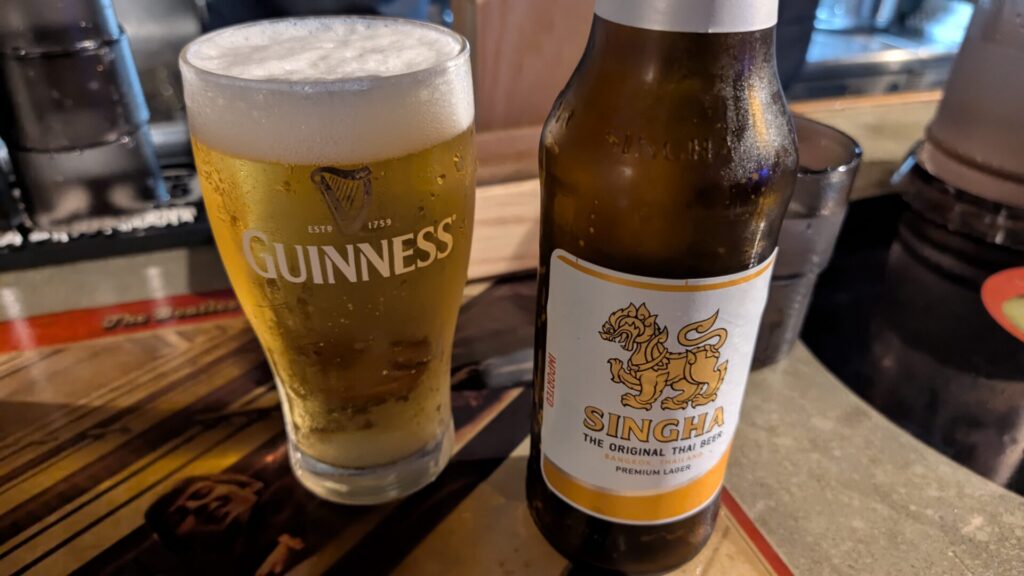 昨日OPENした「相模咖喱食堂」さんに行ってきました。08