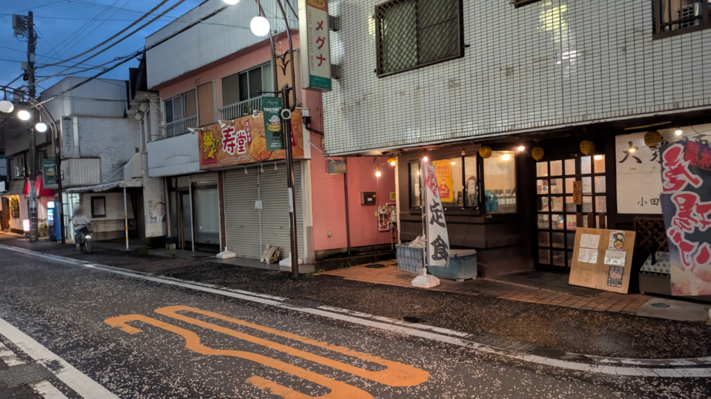 「ARMON」さんという居酒屋がサウザンロード商店街にOPENしました。01