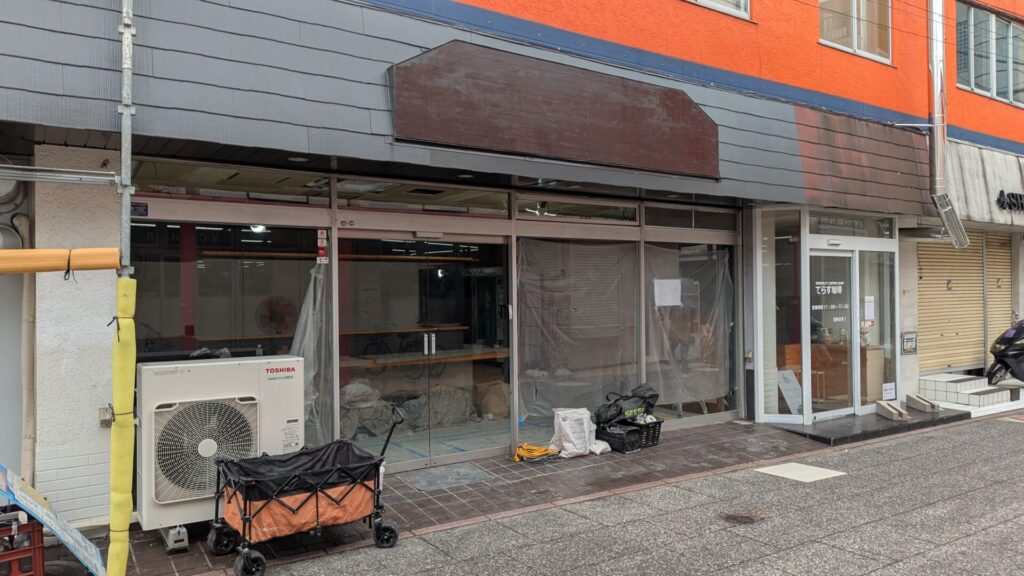 相模大野の大野銀座商店街内に焼鳥「鶏男」さんがOPENしました。01