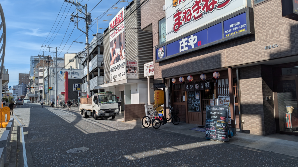 淵野辺駅近くで「バーガーキング」さんの工事が始まっていました。03